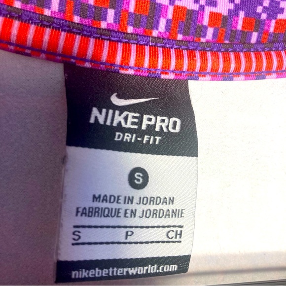 Nike Women's Dri-Fit Pro Warm 8 Bit 1/2 Zip Training Shirt Size Small - Picture 9 of 13